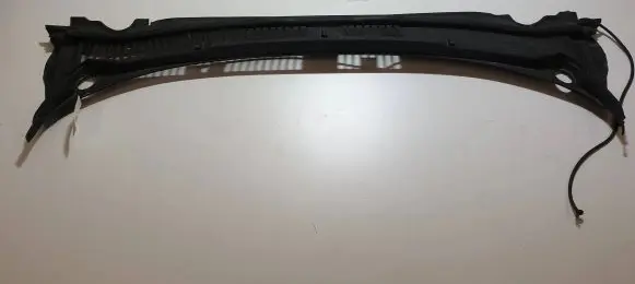 Ford Fusion II Wiper trim DS73F02216AE