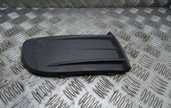 Skoda Octavia Mk2 (1Z) Front bumper lower grill 1Z0807368