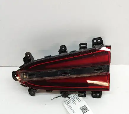 Genesis GV60 Tailgate rear/tail lights 92404CU010