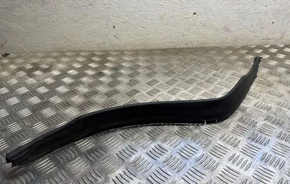 Mercedes-Benz C W204 Engine compartment rubber A2046282798