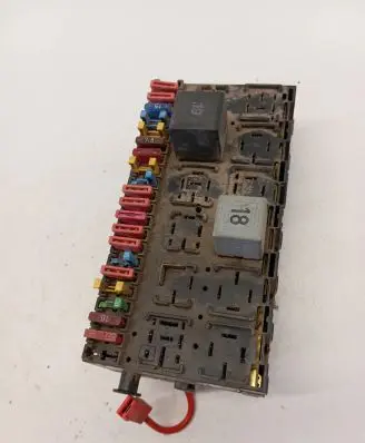 Volkswagen Transporter - Caravelle T4 Fuse box set 357937039