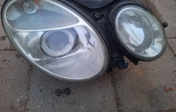 Mercedes-Benz E AMG W211 Headlight/headlamp