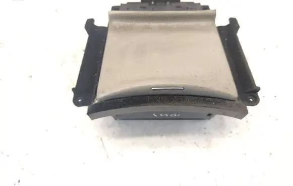 Mercedes-Benz S W220 Glove box central console 598068