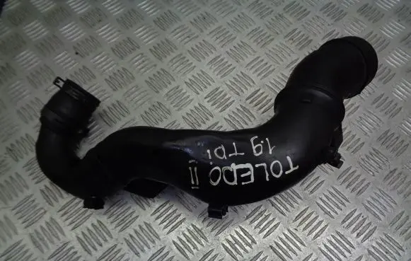 Seat Toledo II (1M) Turbo air intake inlet pipe/hose 1J0129654S
