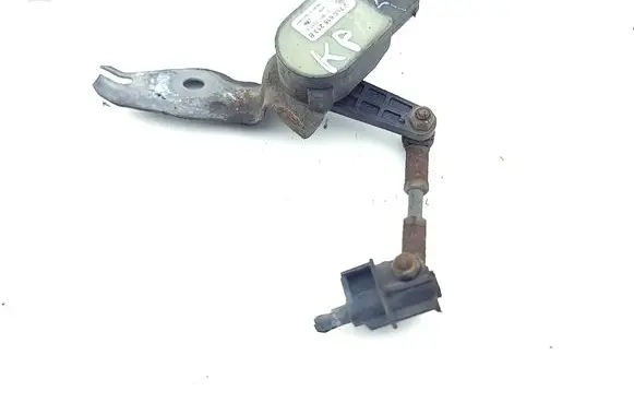 Headlight/headlamp level sensor