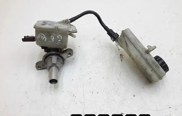 Citroen C4 I Master brake cylinder 0204051007