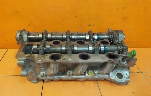 Land Rover Range Rover L405 Engine head 9X2Q6C064DA KOMPLETNA