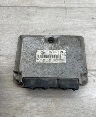 Volkswagen New Beetle Engine control unit/module 06A906018EJ 0261206327 26SA5956