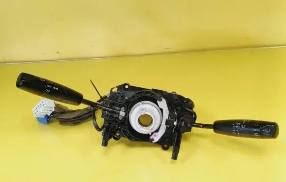 Mazda 626 Wiper turn signal indicator stalk/switch 175026