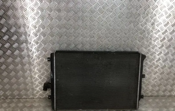 Volkswagen Scirocco Coolant radiator