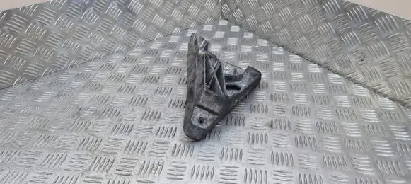 BMW 3 F30 F35 F31 Engine mounting bracket 2211678482906 6784829 21038310