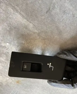 Volkswagen PASSAT B6 Other switches/knobs/shifts 3AA868749