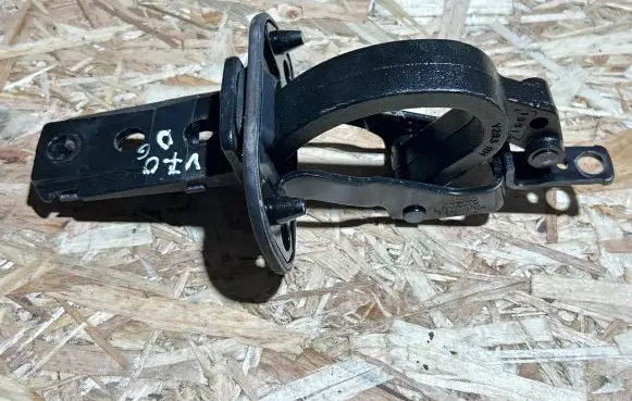 Volvo V70 Tailgate/trunk/boot hinge 31298998 31298103 AA8SAUK