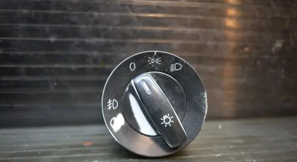 Volkswagen Caddy Light switch 1T0941431Q