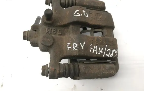 Honda FR-V Rear brake caliper