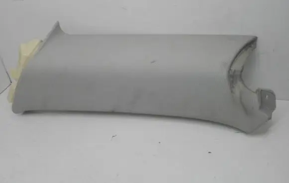 (C) pillar trim