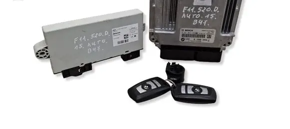 BMW 5 F10 F11 Engine ECU kit and lock set 8588946