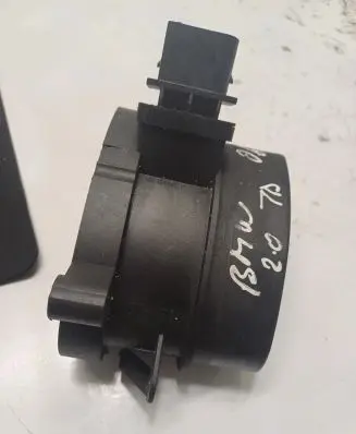 BMW 5 E60 E61 Mass air flow meter 0928400504