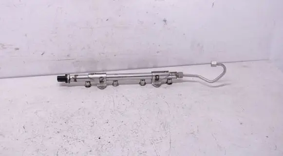 Fuel main line pipe