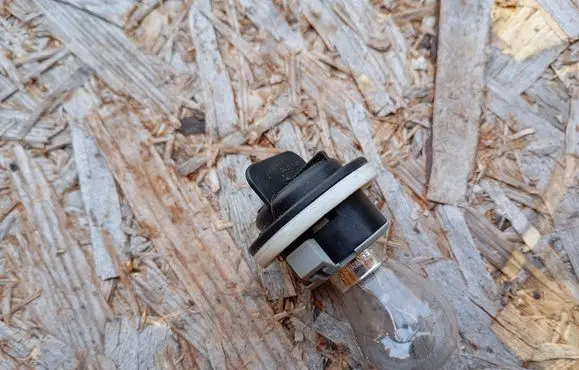 Headlight part