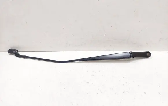 Front wiper blade arm