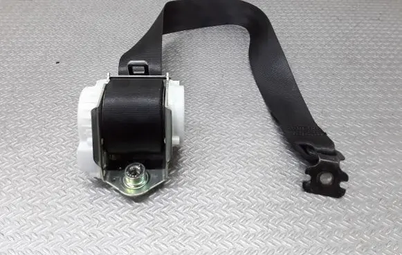 Ford Grand C-MAX Rear seatbelt AM51U611B69AH