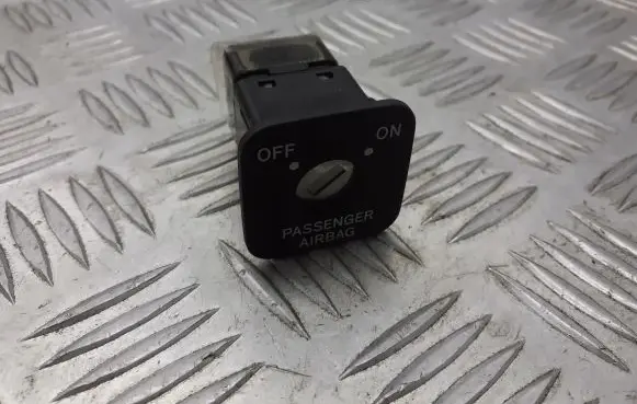Toyota Corolla E120 E130 Other switches/knobs/shifts BRAK