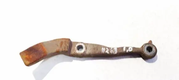 Volvo V70 Bracket in trunk/boot