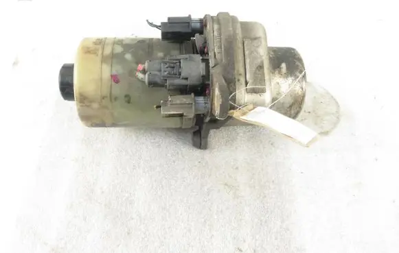 Ford Focus Power steering pump 4M513K514BD