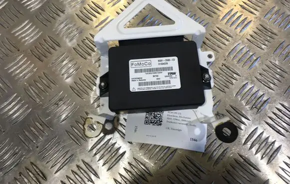 Volvo XC60 Hand brake control module 31334228 6G912598CD