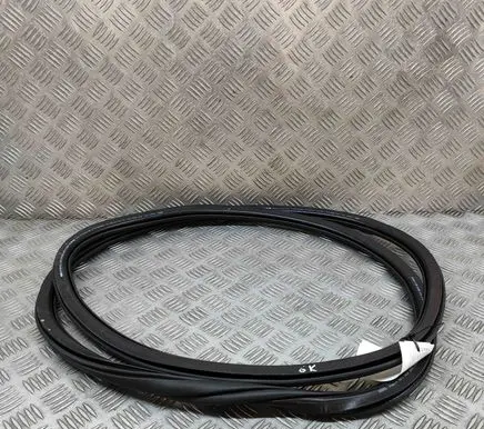 Audi e-tron Rubber seal rear door 4KE833721