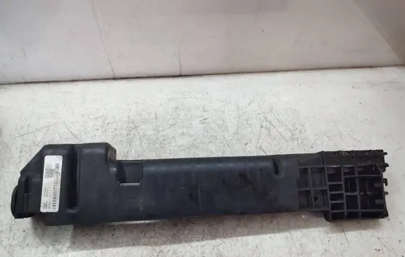 BMW X4 F26 Radiator mount bracket M149999
