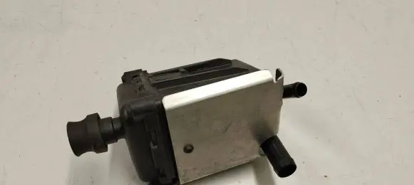 Mercedes-Benz GLE (W166 - C292) Power steering fluid tank/reservoir A1663200114 A0019892403