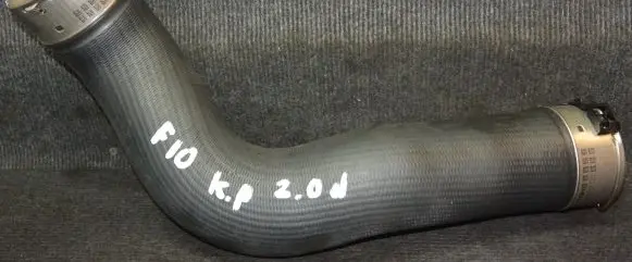 BMW 5 F10 F11 Intercooler hose/pipe