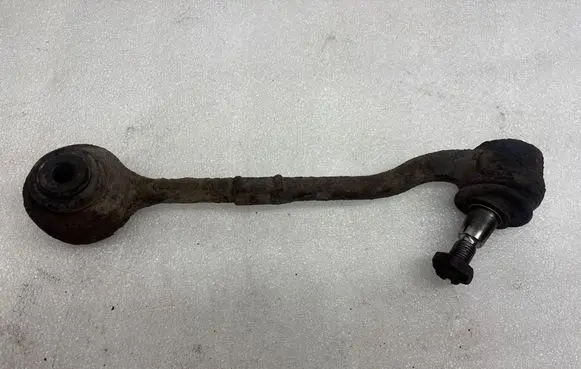 BMW X1 E84 Steering tie rod end 6768989