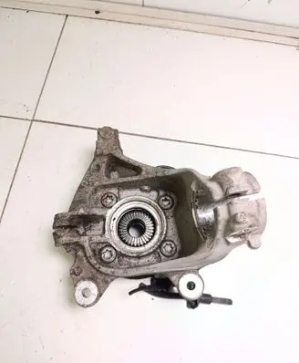 Mini One - Cooper F56 F55 Front wheel hub spindle knuckle 687083102