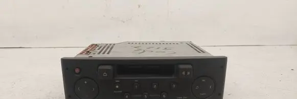 Renault Megane I Radio/CD/DVD/GPS head unit 8200057673 22DC25862B
