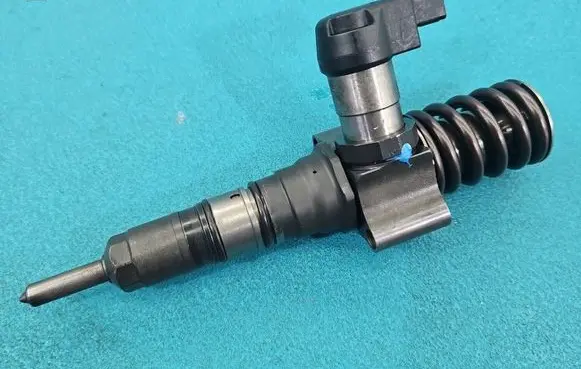 Volkswagen PASSAT B6 Fuel injector 03G130073S IMPRK1580345