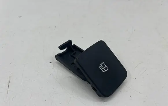 MG MG3 III Fuel cap release pull handle 10389015