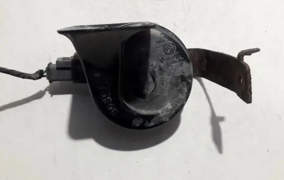 Chrysler PT Cruiser Horn signal e9011157