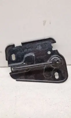 Audi A3 S3 8V Engine bonnet/hood lock/latch loop/hook 8V0823186C