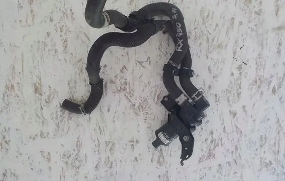 Lexus RX 450H Water pump 0641001080