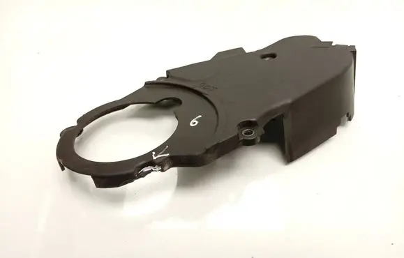 Volkswagen PASSAT B7 Timing belt guard (cover) 03L109147B