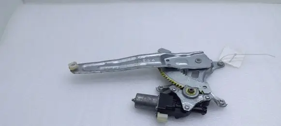Suzuki SX4 S-Cross Rear door window regulator with motor 8353061M00 2621005680