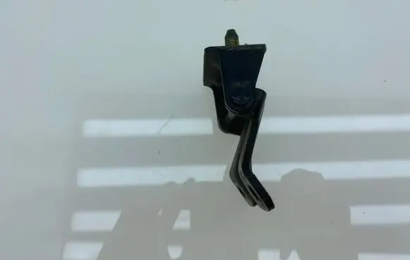 Subaru Legacy Tailgate/trunk/boot hinge 60870AG00A9P 60870AG00A9W 60870AG