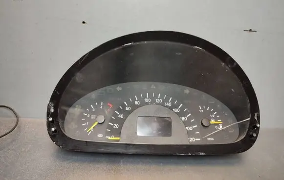 Speedometer (instrument cluster)