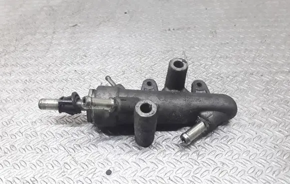 Opel Zafira B Fuel pressure regulator 