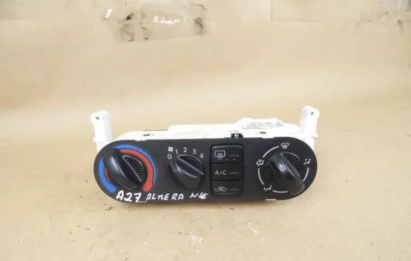 Nissan Almera N16 Climate control unit