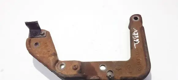 Nissan Note (E11) Engine mounting bracket 11237ax600 11237-ax600