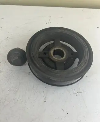 Toyota RAV 4 (XA20) Crankshaft pulley